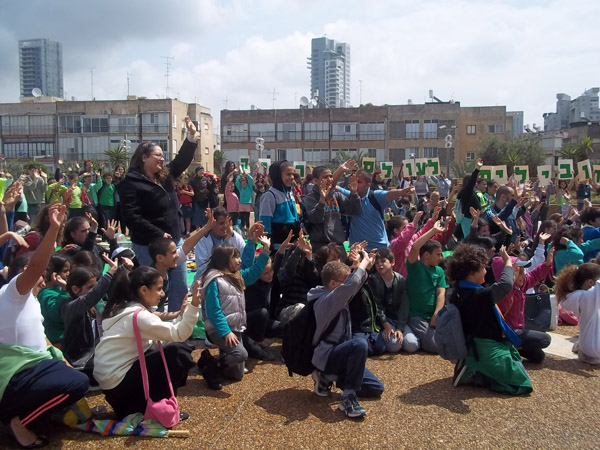 يافا: طلاب مدرسة الزهراء يشاركون في فعاليات مؤتمر "القيادة الخضراء" 